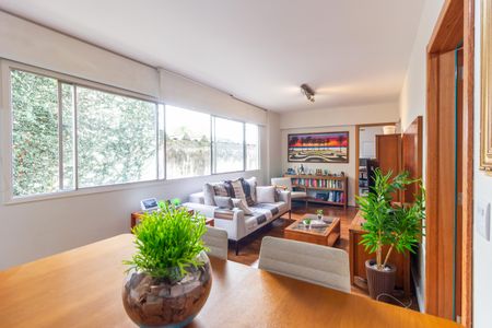 Apartamento à venda com 80m², 2 quartos e 1 vaga Apartamento à venda com 80m², 2 quartos e 1 vagaSala