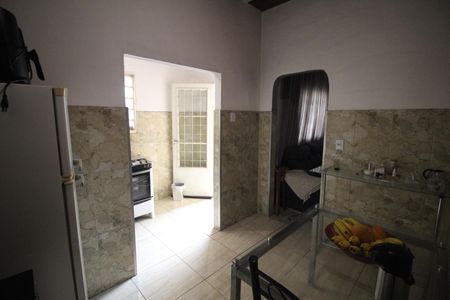 Casa à venda com 100m², 1 quarto e 2 vagasCozinha