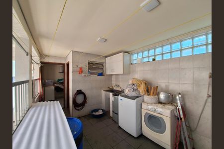 Casa à venda com 500m², 5 quartos e 7 vagasÁrea de Serviço