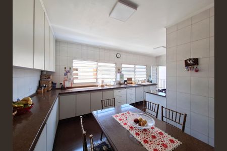 Casa à venda com 500m², 5 quartos e 7 vagasCozinha