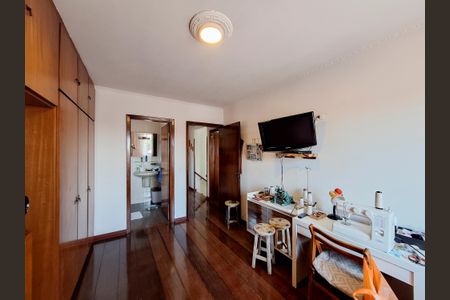 Casa à venda com 500m², 5 quartos e 7 vagasQuarto 3