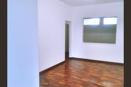Sala  de apartamento à venda com 3 quartos, 110m² em Carmo, Belo Horizonte