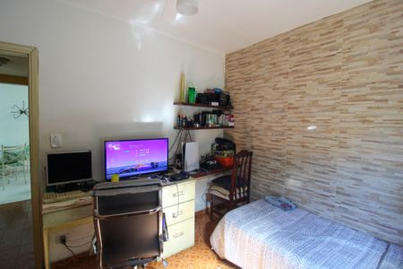 Casa à venda com 160m², 2 quartos e 2 vagas Casa à venda com 160m², 2 quartos e 2 vagasQuarto 2