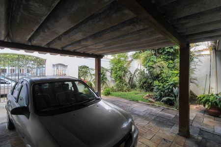 Casa à venda com 160m², 2 quartos e 2 vagas Casa à venda com 160m², 2 quartos e 2 vagasGaragem