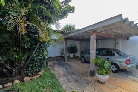 Casa à venda com 160m², 2 quartos e 2 vagas Casa à venda com 160m², 2 quartos e 2 vagasGaragem