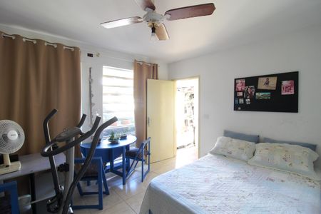 Casa à venda com 160m², 2 quartos e 2 vagas Casa à venda com 160m², 2 quartos e 2 vagasQuarto de Serviço