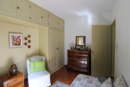 Casa à venda com 160m², 2 quartos e 2 vagas Casa à venda com 160m², 2 quartos e 2 vagasQuarto 1