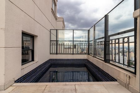 Apartamento à venda com 306m², 4 quartos e 5 vagasPiscina