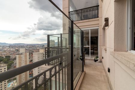 Apartamento à venda com 306m², 4 quartos e 5 vagasVaranda