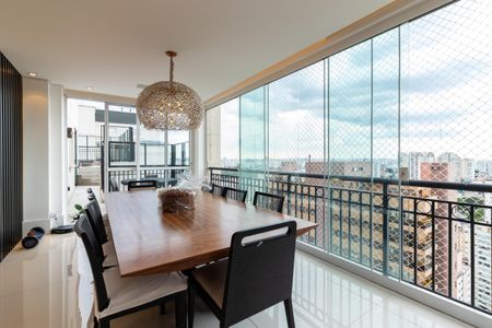 Apartamento à venda com 306m², 4 quartos e 5 vagasVaranda / Sala de Jantar