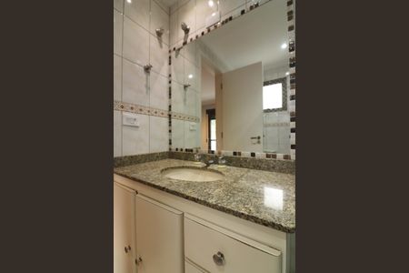 Apartamento à venda com 118m², 3 quartos e 2 vagasQuarto 1 - Suíte Banheiro 