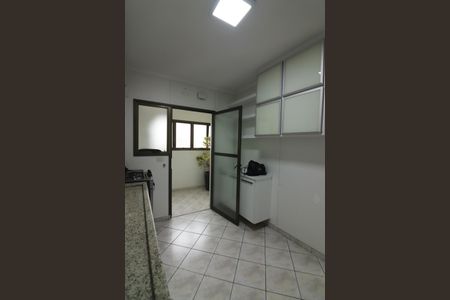 Apartamento à venda com 118m², 3 quartos e 2 vagasCozinha 