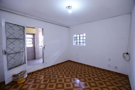 Sala/Quarto de casa para alugar com 1 quarto, 20m² em Jardim Peri, São Paulo