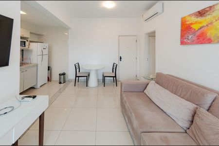 Sala de apartamento para alugar com 1 quarto, 45m² em Funcionários, Belo Horizonte