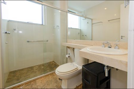 Apartamento para alugar com 45m², 1 quarto e 1 vaga Apartamento para alugar com 45m², 1 quarto e 1 vagaBanheiro