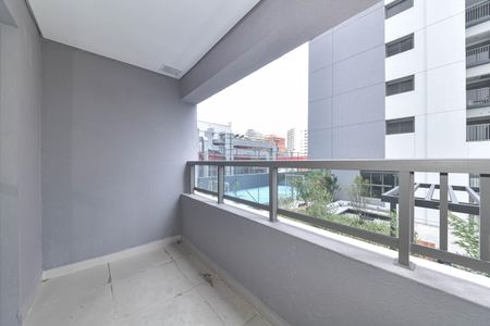 Varanda de kitnet/studio para alugar com 1 quarto, 27m² em Santo Amaro, São Paulo