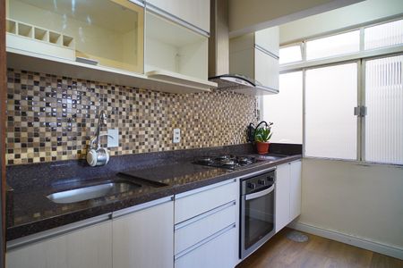 Apartamento para alugar com 51m², 2 quartos e 1 vaga Apartamento para alugar com 51m², 2 quartos e 1 vagaCozinha