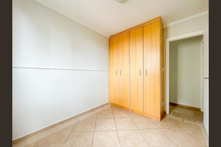Quarto 2 de apartamento à venda com 2 quartos, 57m² em Jardim Roberto, Osasco