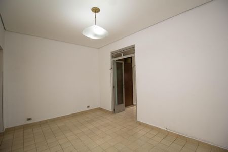 Casa à venda com 248m², 3 quartos e 1 vagaCopa