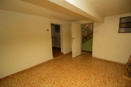 Casa à venda com 248m², 3 quartos e 1 vagaPorão