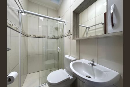 Casa para alugar com 145m², 3 quartos e 2 vagasBanheiro 