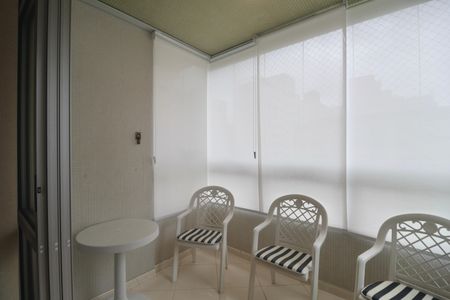 Varanda de apartamento para alugar com 3 quartos, 112m² em Centro, Guarujá