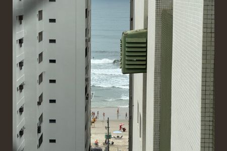 Vista de apartamento para alugar com 3 quartos, 112m² em Centro, Guarujá