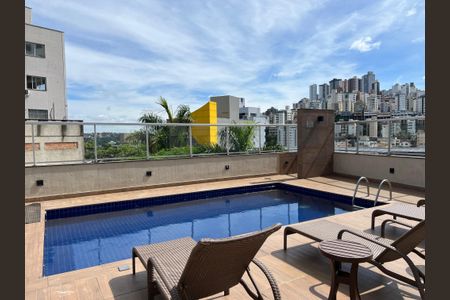 Apartamento para alugar com 105m², 3 quartos e 3 vagas Apartamento para alugar com 105m², 3 quartos e 3 vagasÁrea comum - Piscina