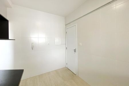 Apartamento para alugar com 105m², 3 quartos e 3 vagas Apartamento para alugar com 105m², 3 quartos e 3 vagasCozinha