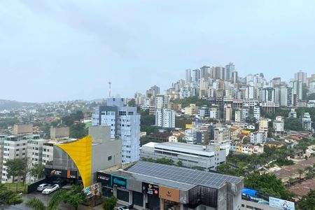 Apartamento para alugar com 105m², 3 quartos e 3 vagas Apartamento para alugar com 105m², 3 quartos e 3 vagasVista da Semisuite 2