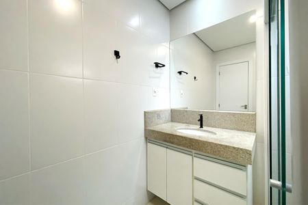 Apartamento para alugar com 105m², 3 quartos e 3 vagas Apartamento para alugar com 105m², 3 quartos e 3 vagasBanheiro da Suíte 1