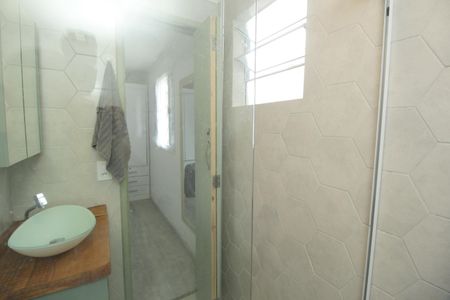 Casa à venda com 127m², 3 quartos e 2 vagasBanheiro da Suíte 2