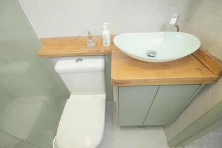 Casa à venda com 127m², 3 quartos e 2 vagasBanheiro da Suíte 2