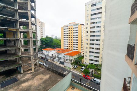 Apartamento para alugar com 70m², 2 quartos e 1 vaga Apartamento para alugar com 70m², 2 quartos e 1 vagaVista do Quarto