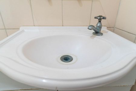 Apartamento para alugar com 70m², 2 quartos e 1 vaga Apartamento para alugar com 70m², 2 quartos e 1 vagaBanheiro da Suíte