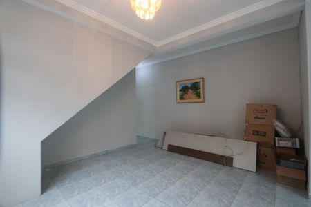 Casa à venda com 200m², 4 quartos e 2 vagasCopa