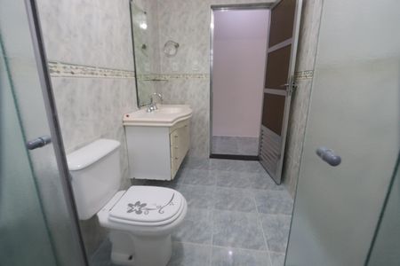 Casa à venda com 200m², 4 quartos e 2 vagasBanheiro de Baixo