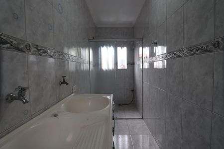 Casa à venda com 200m², 4 quartos e 2 vagasBanheiro da Suíte