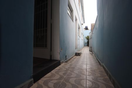 Casa à venda com 200m², 4 quartos e 2 vagasCorredor Externo