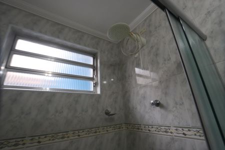 Casa à venda com 200m², 4 quartos e 2 vagasBanheiro de Baixo