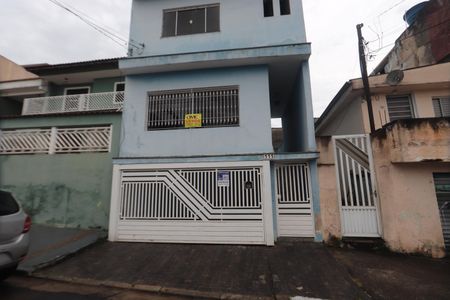 Casa à venda com 200m², 4 quartos e 2 vagasFachada