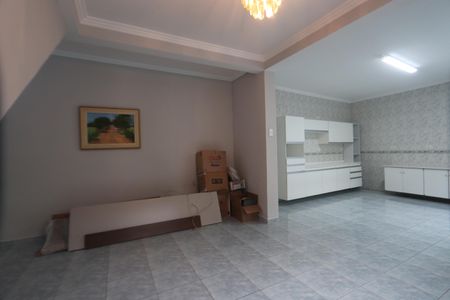 Casa à venda com 200m², 4 quartos e 2 vagasCopa