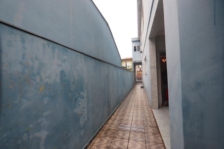 Casa à venda com 200m², 4 quartos e 2 vagasCorredor Externo