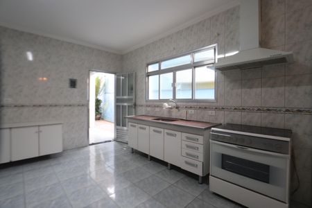 Casa à venda com 200m², 4 quartos e 2 vagasCozinha