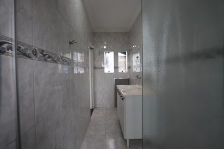 Banheiro da Suíte de casa à venda com 4 quartos, 200m² em Sítio Pinheirinho, São Paulo