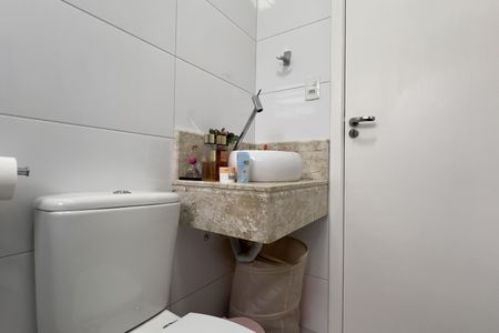 Casa à venda com 170m², 3 quartos e 4 vagasBanheiro da Suíte 3