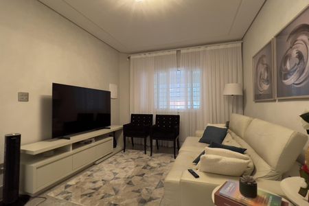 Casa à venda com 170m², 3 quartos e 4 vagasSala