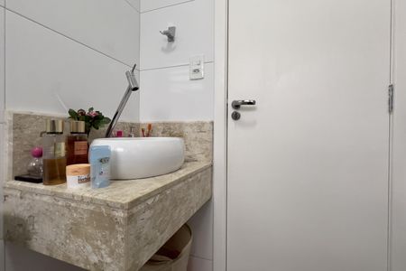 Casa à venda com 170m², 3 quartos e 4 vagasBanheiro da Suíte 3