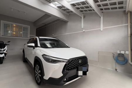 Casa à venda com 170m², 3 quartos e 4 vagasGaragem