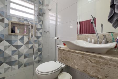 Casa à venda com 170m², 3 quartos e 4 vagasBanheiro da Suíte